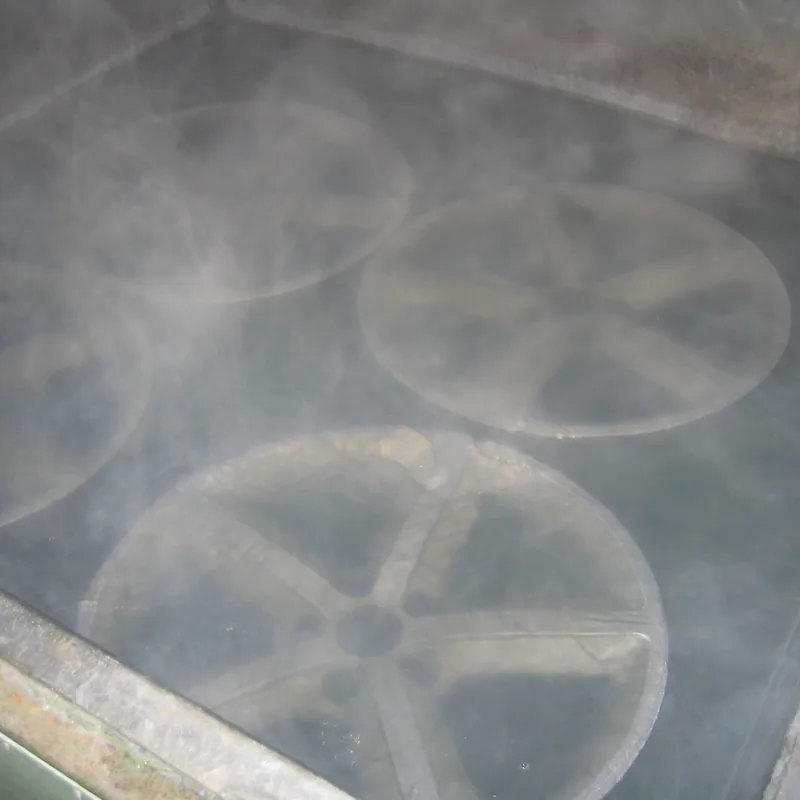 Vorbehandlung von Metallteilen mit sauber vorbereiteter Oberfläche vor der Beschichtung